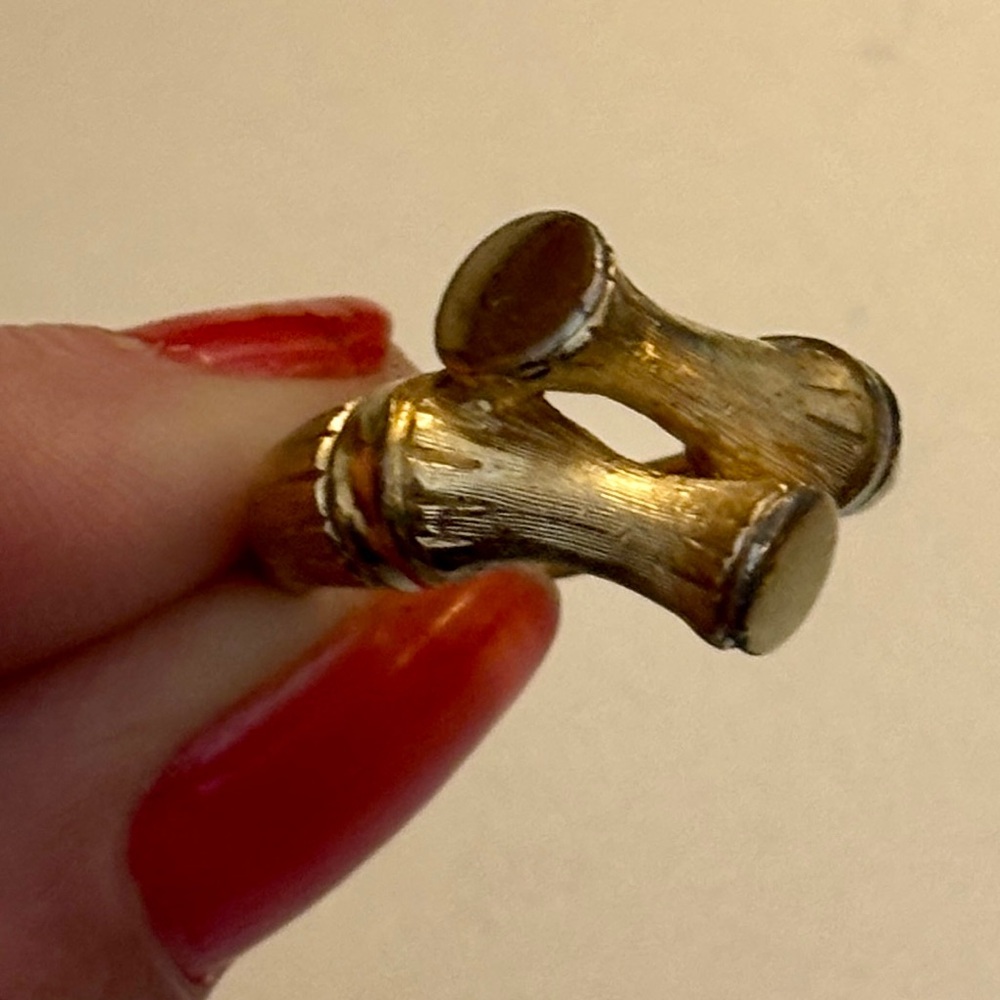 Vintage 70’s Avon Bamboo Ring Gold Tone Metal Adjustable Size 6-7.5